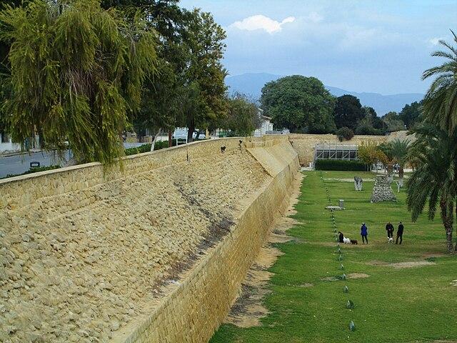 Venetian_walls_and_green_parks_Nicosia_Republic_of_Cyprus_Kypros